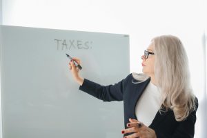 مشاوره مالیاتی | راهنمای جامع برای افراد و کسب‌وکارها
