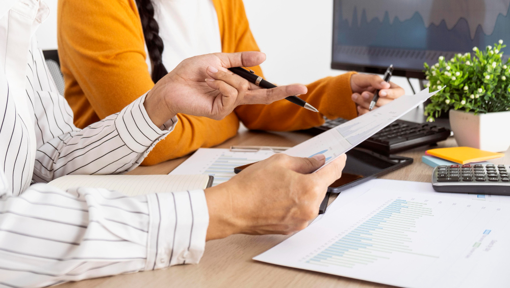 قرارداد با قوانین کار